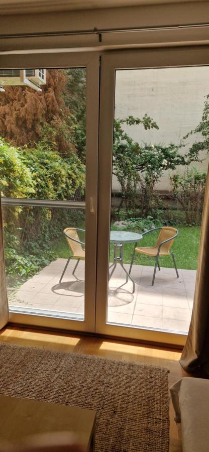 Garden In The Heart Of The City Budapest Extérieur photo